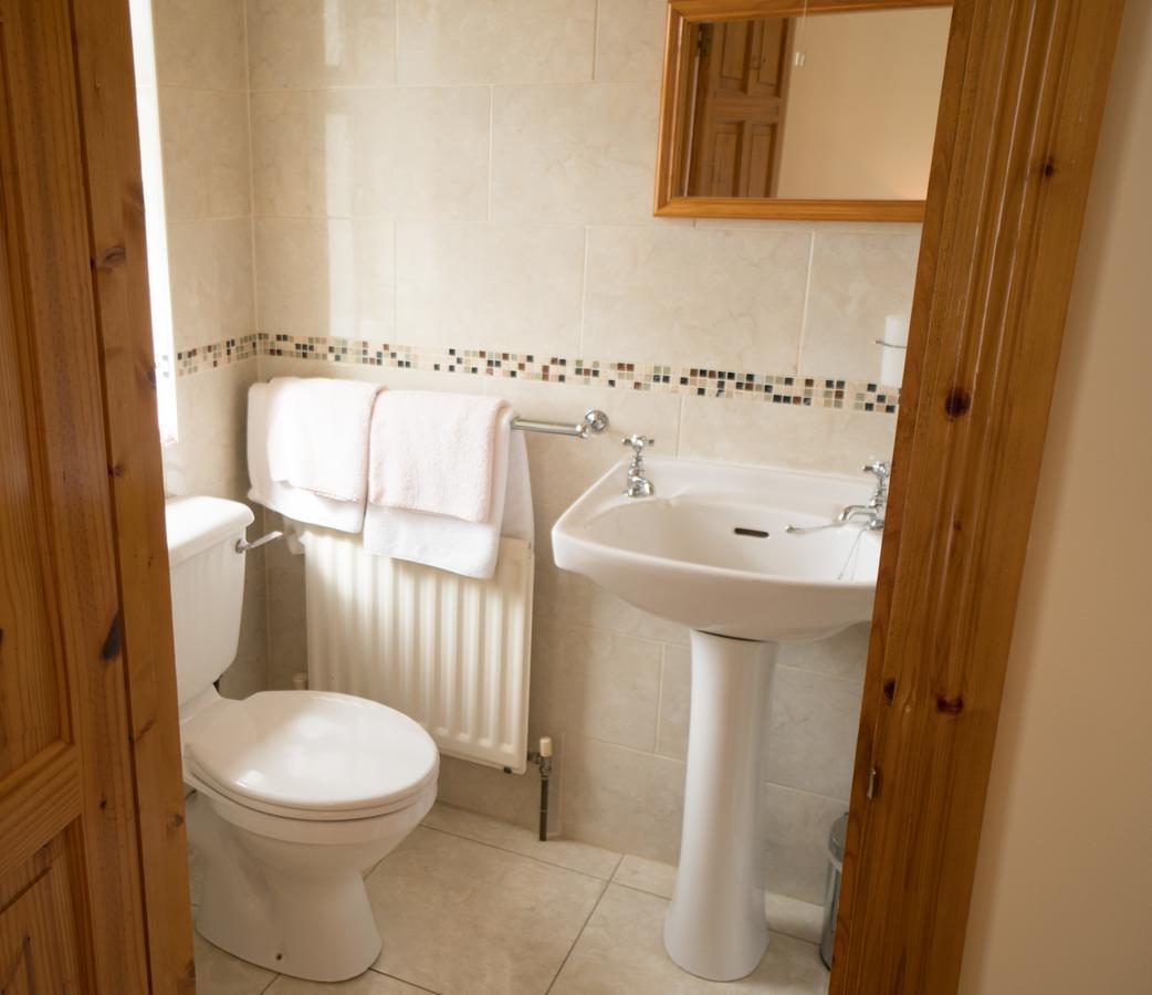 אניסקרון Fortview Guest House מראה חיצוני תמונה